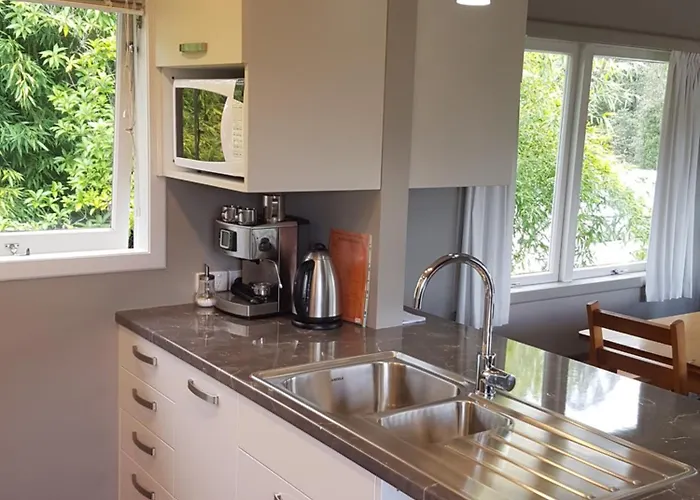 Perfect Lakeside Summer House Hébergement de vacances *