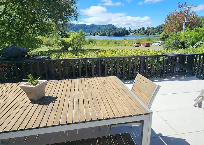 Holiday home Perfect Lakeside Summer House Rotorua
