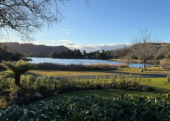 Perfect Lakeside Summer House Holiday home Rotorua